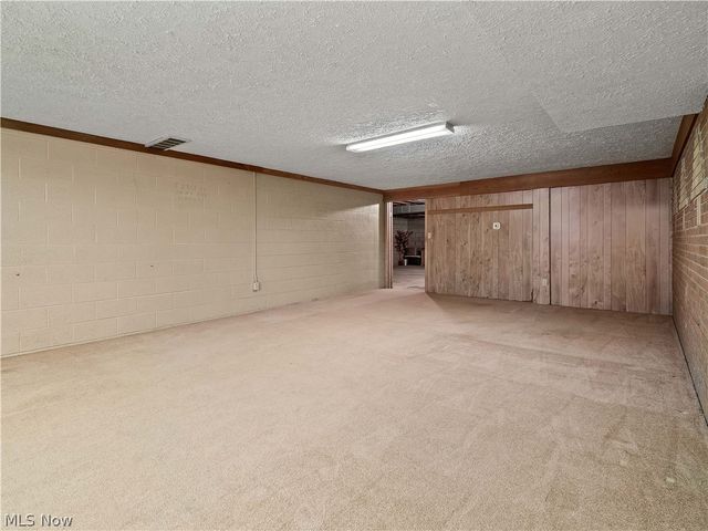 14345 W Sprague Road, Strongsville, OH 44136