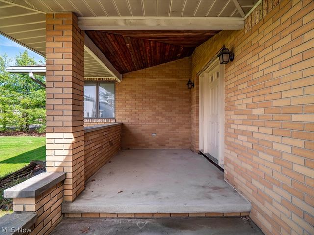 14345 W Sprague Road, Strongsville, OH 44136