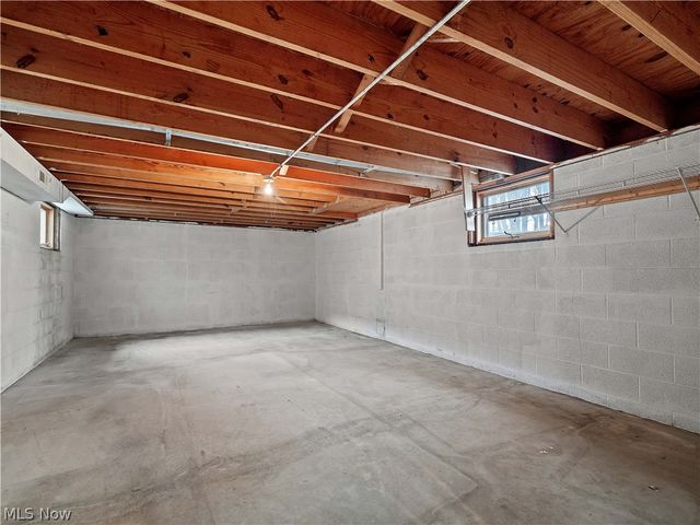 14345 W Sprague Road, Strongsville, OH 44136