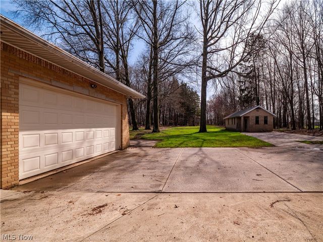 14345 W Sprague Road, Strongsville, OH 44136