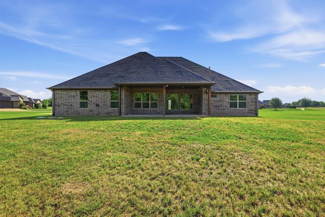 1101 W Iberian Court, Granbury, TX 76048