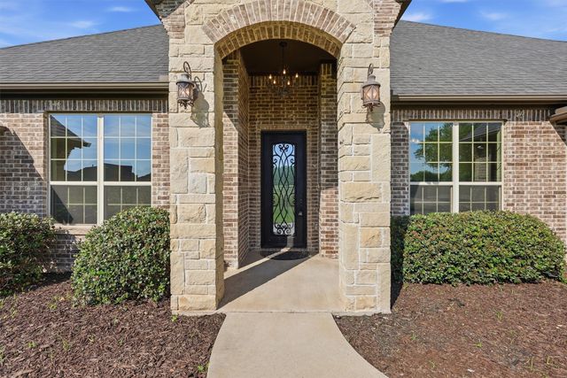 1101 W Iberian Court, Granbury, TX 76048