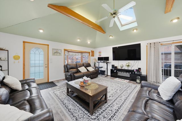 10716 S Nashville Avenue, Worth, IL 60482