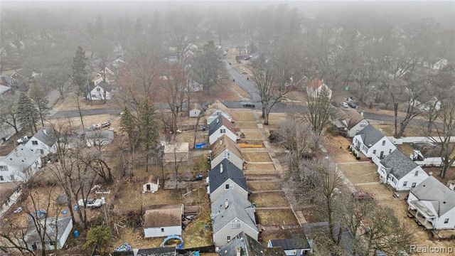 15921 Bramell Street, Detroit, MI 48223