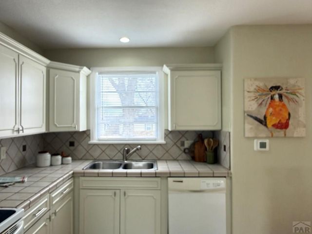 2519 6th Ave, Pueblo, CO 81003