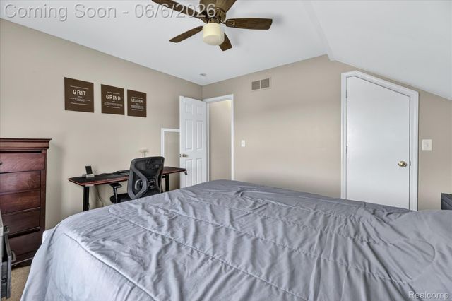 5324 Sequoia Court, Burton, MI 48439