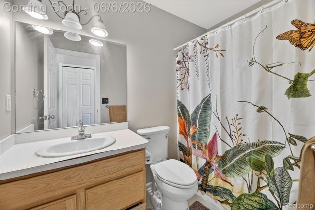 5324 Sequoia Court, Burton, MI 48439