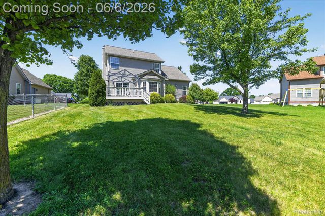 5324 Sequoia Court, Burton, MI 48439