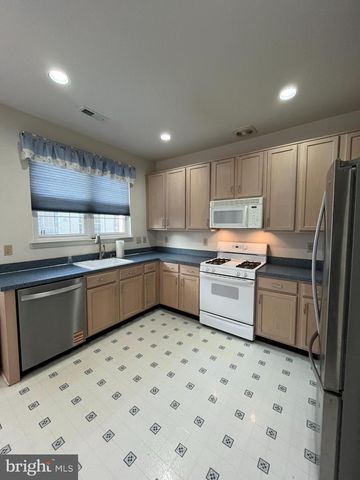 9103 BLUE HERON CT, Palmyra, NJ 08065