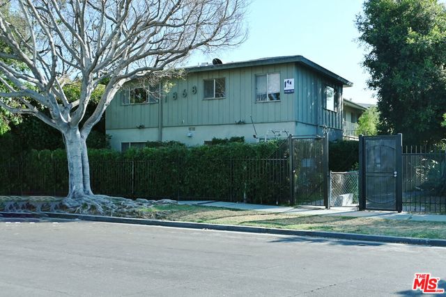 1868 10th Street, Santa Monica, CA 90404