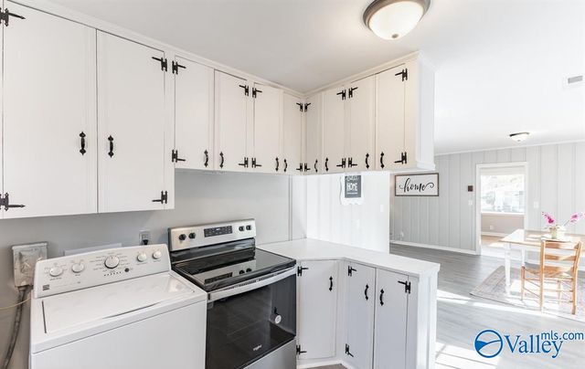 401 12th Avenue, Decatur, AL 35601