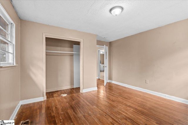 213 Caulder Circle, Spartanburg, SC 29306