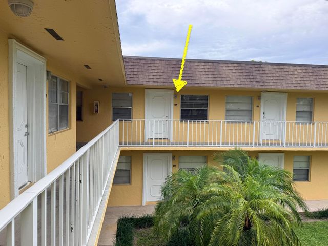 5174 NE 6th Avenue 526, Oakland Park, FL 33334