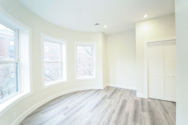 424 Marlborough Street 2, Boston, MA 02116