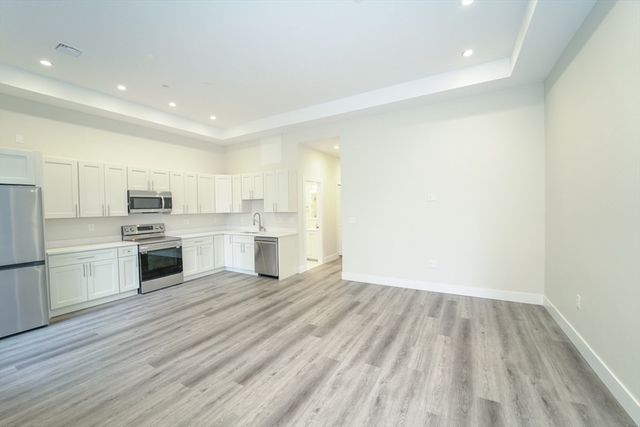 424 Marlborough Street 2, Boston, MA 02116