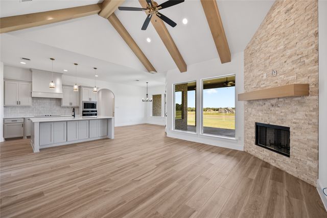 104 Prairie Winds Drive, Poolville, TX 76487