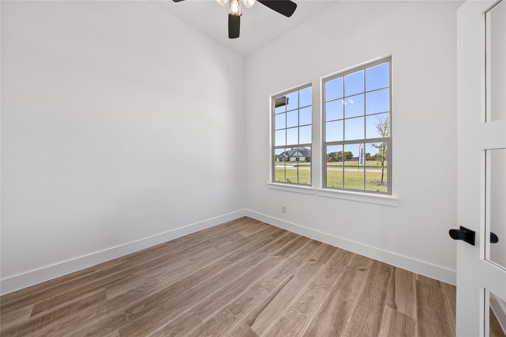 104 Prairie Winds Drive, Poolville, TX 76487 — photo 5