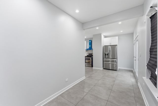 12238 S YALE Avenue, Chicago, IL 60628