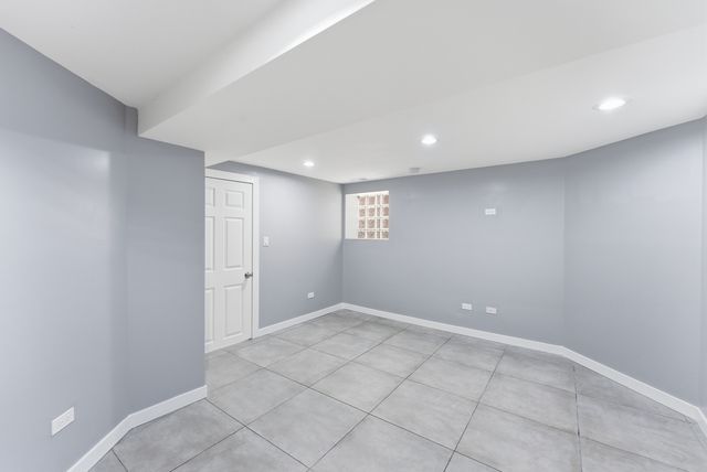 12238 S YALE Avenue, Chicago, IL 60628