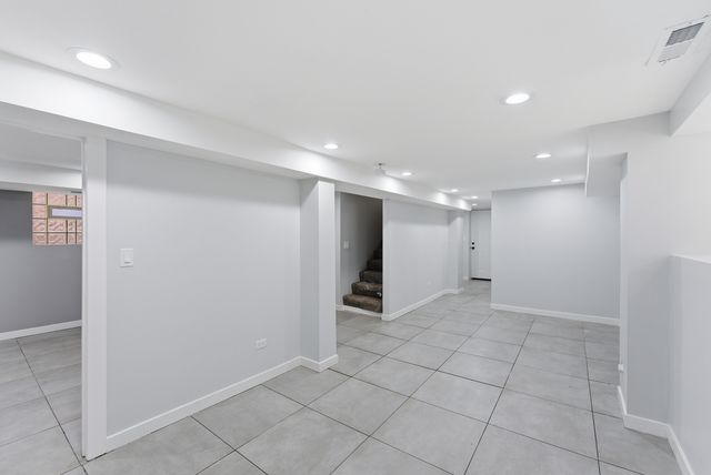 12238 S YALE Avenue, Chicago, IL 60628