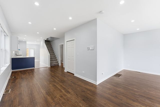 12238 S YALE Avenue, Chicago, IL 60628