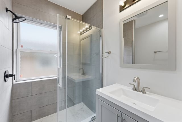 12238 S YALE Avenue, Chicago, IL 60628