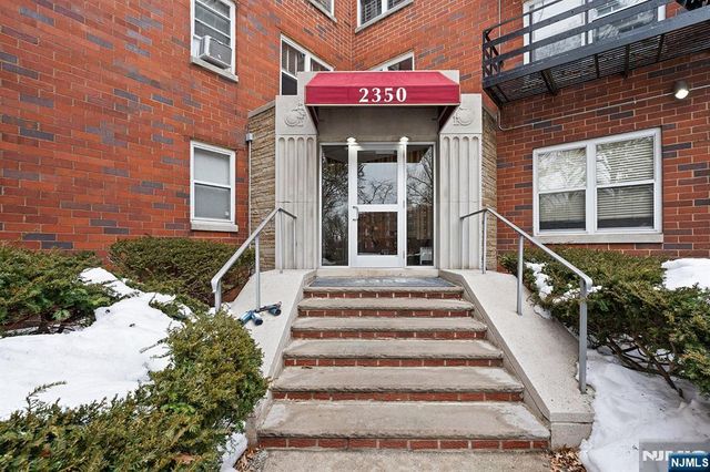 2350 Linwood Avenue 1E, Fort Lee, NJ 07024