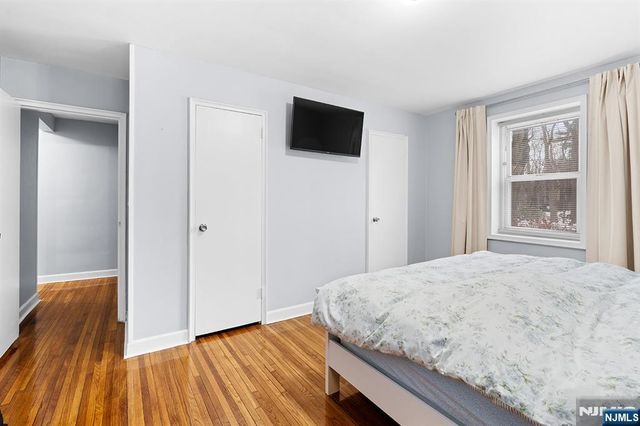 2350 Linwood Avenue 1E, Fort Lee, NJ 07024