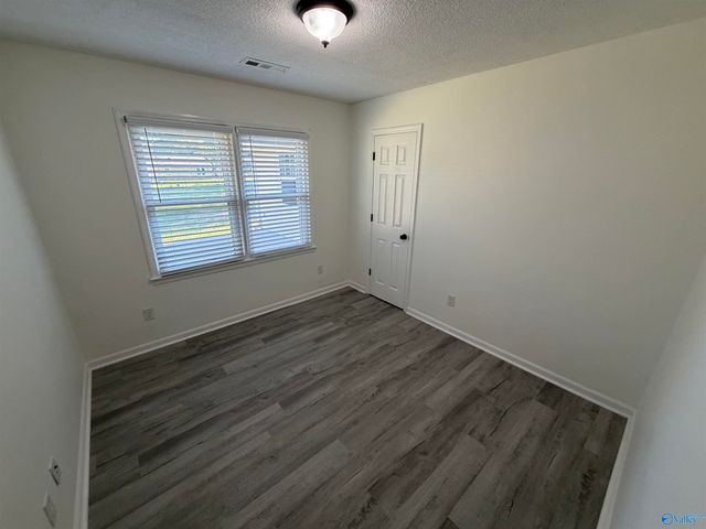 1004 Brighton Circle, Huntsville, AL 35803