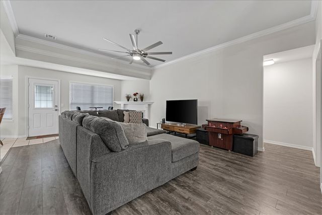 3201 6th Street, Bentonville, AR 72712