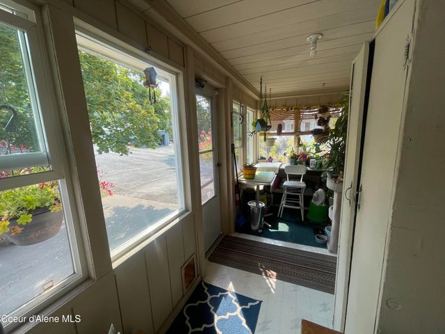 125 Sunset View St, St. Maries, ID 83861