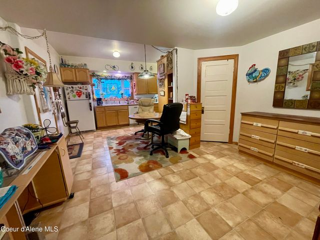 125 Sunset View St, St. Maries, ID 83861