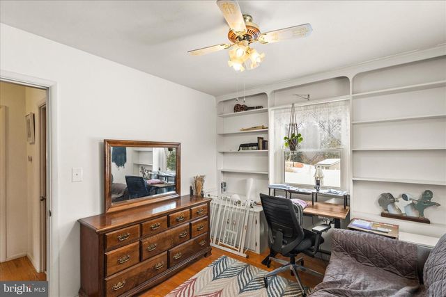 2005 SANDALWOOD CT, York, PA 17404