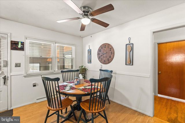 2005 SANDALWOOD CT, York, PA 17404