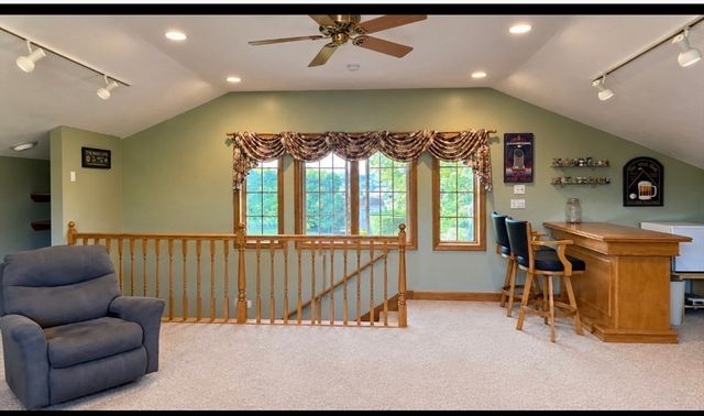 16 Mount View Ave, Auburn, MA 01501