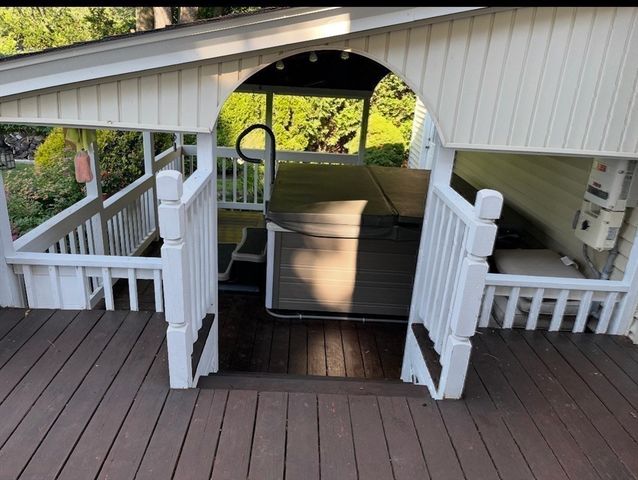 16 Mount View Ave, Auburn, MA 01501