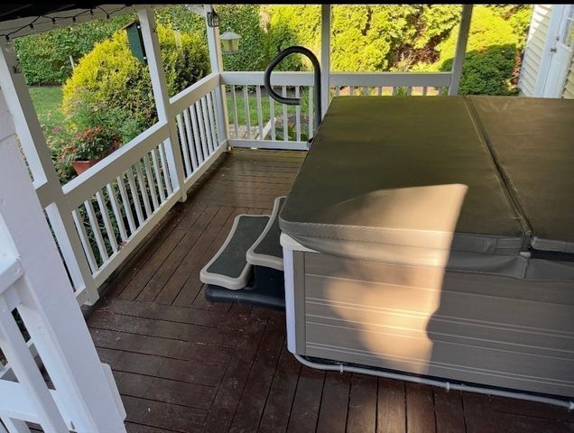 16 Mount View Ave, Auburn, MA 01501