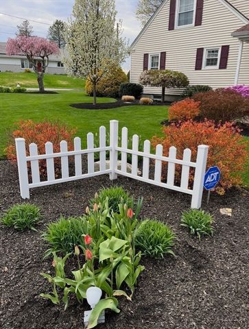 16 Mount View Ave, Auburn, MA 01501
