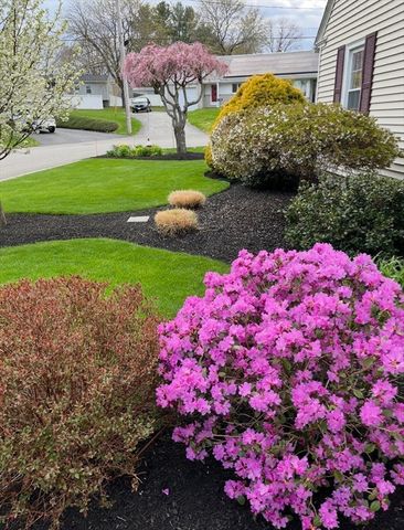 16 Mount View Ave, Auburn, MA 01501