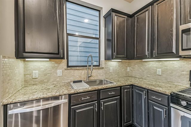 9409 Blalock Tree Court, Houston, TX 77080