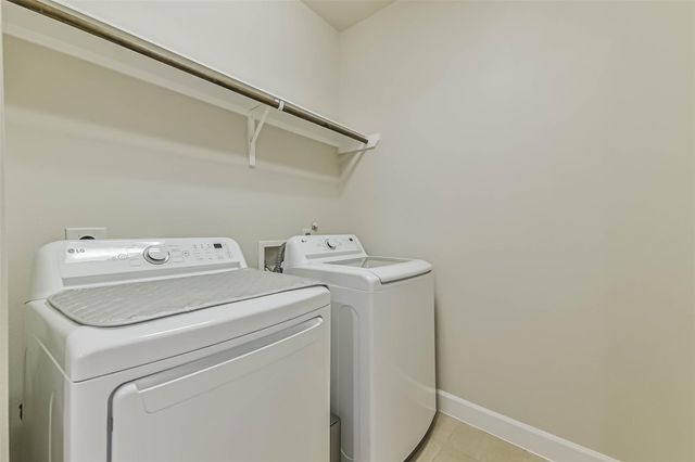 9409 Blalock Tree Court, Houston, TX 77080