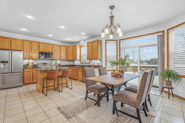 18053 90th Place N, Maple Grove, MN 55311