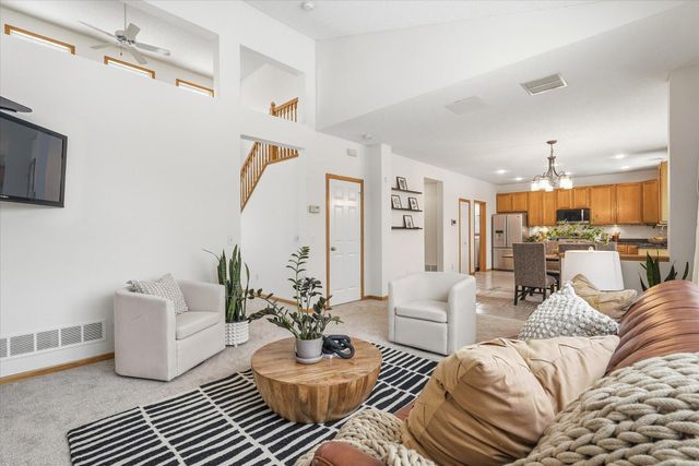 18053 90th Place N, Maple Grove, MN 55311