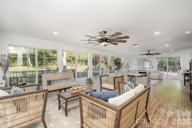 8823 Dartmoor Place, Mint Hill, NC 28227