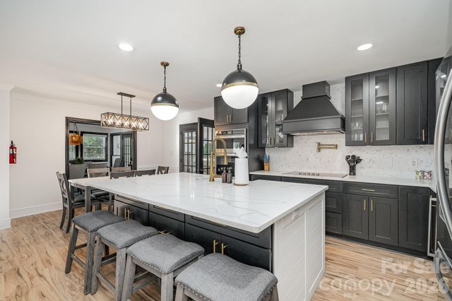 8823 Dartmoor Place, Mint Hill, NC 28227
