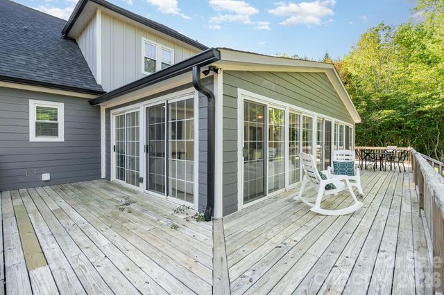 8823 Dartmoor Place, Mint Hill, NC 28227