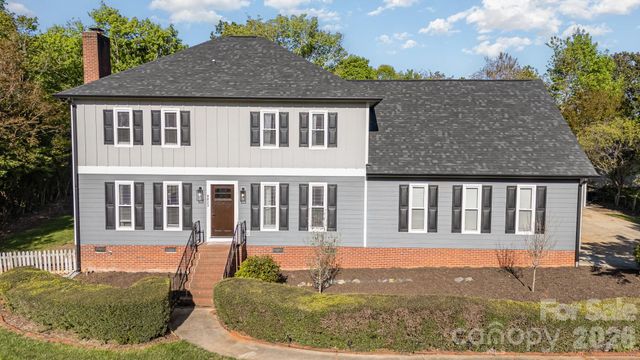 8823 Dartmoor Place, Mint Hill, NC 28227