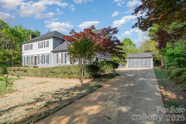 8823 Dartmoor Place, Mint Hill, NC 28227