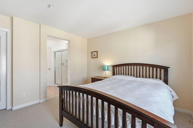 845 Harbor Cliff Way 305, Oceanside, CA 92054