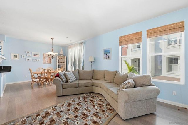 845 Harbor Cliff Way 305, Oceanside, CA 92054